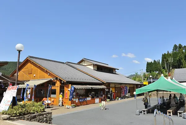 道の駅 どんぐりの里いなぶ