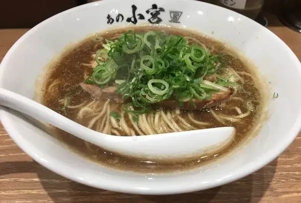 らーめんとしょうが焼き あの小宮