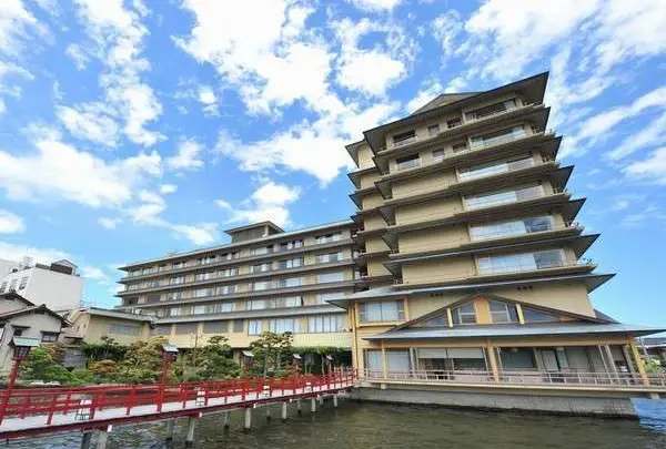 望湖楼〔4月9〜11日　金〜日曜〕
