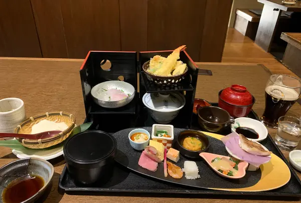 月の蔵人
