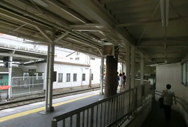 服部天神駅