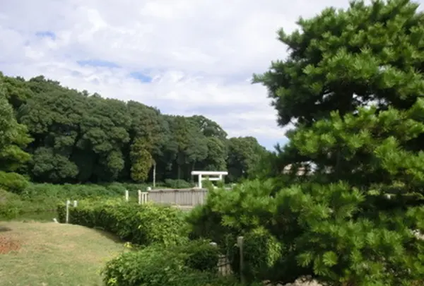 太田茶臼山古墳（継体天皇陵）