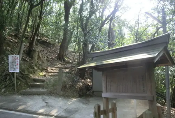 石の宝殿（石宝殿古墳）の写真・動画_image_988124