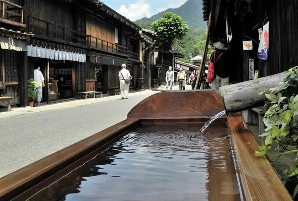 かつては馬の水飲み場でした