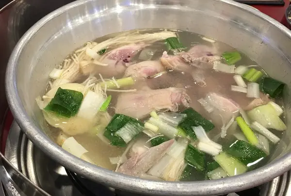 元祖ウォンハルメ ソムンナン タッカンマリ소문난닭칼국수