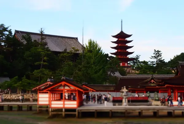厳島神社