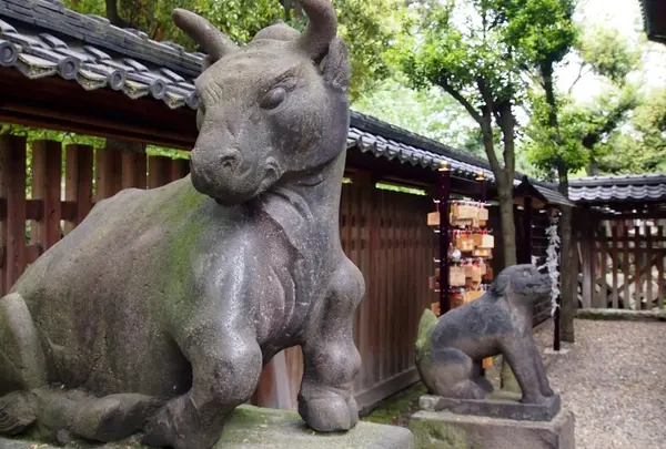 狛牛