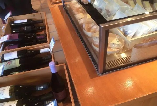 チーズやワイン