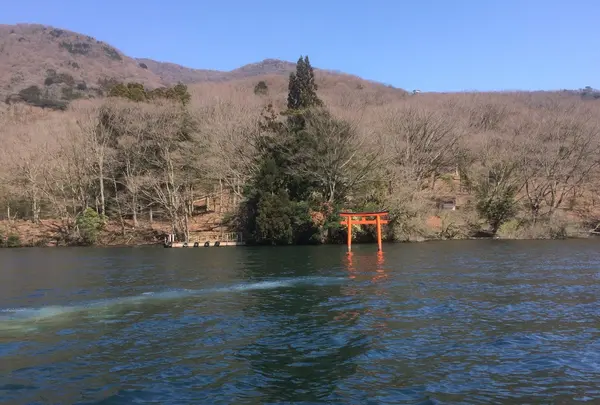 湖上から