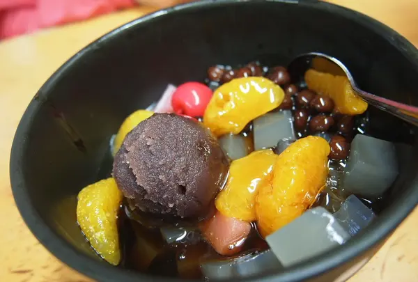 食後にあんみつなんて手も。