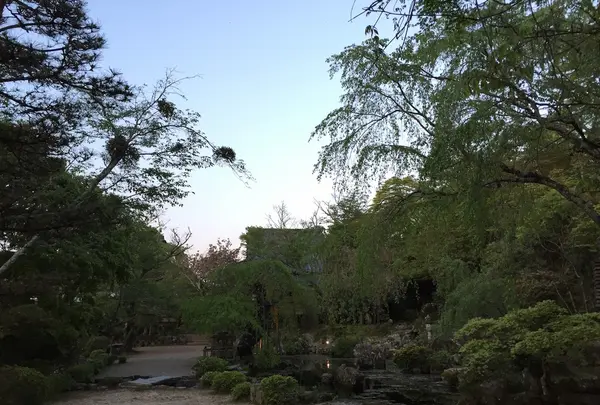 大和三庭園のひとつ群芳園