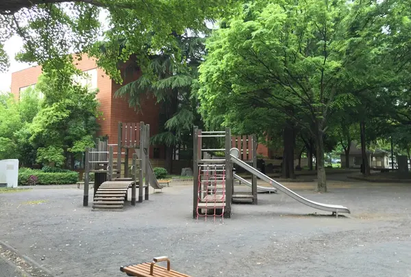 アスレチック遊具