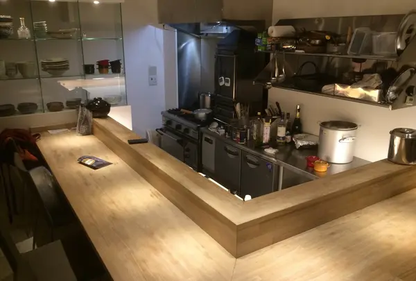 食事カウンター