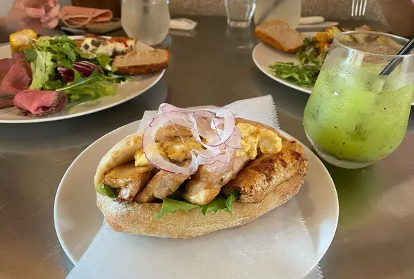 MONET sandwicherie artisanale（モネサンドウィッチリエアーティザナル）