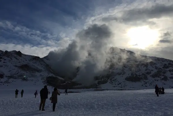 硫黄山