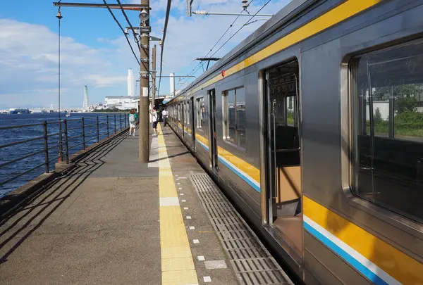 海芝浦駅（うみしばうら）