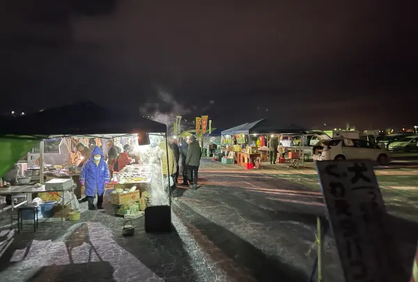館鼻岸壁朝市