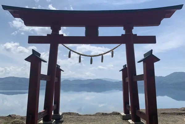 御座石神社