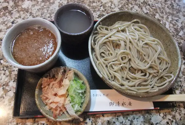 御清水庵