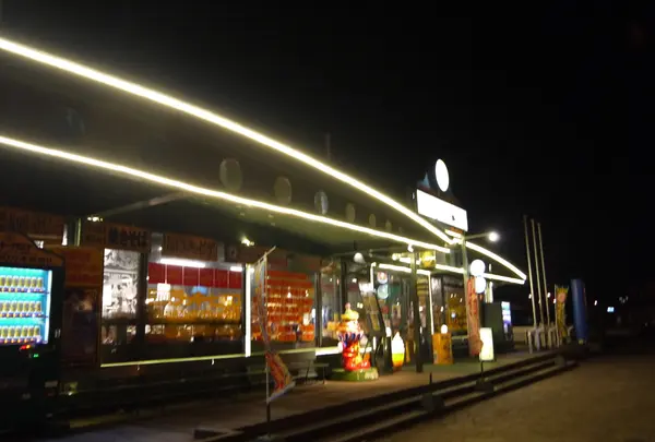 ラッキーピエロ マリーナ末広店
