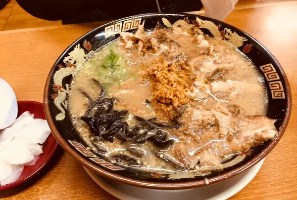 【グルメ】鹿児島ラーメン 豚とろ 天文館本店