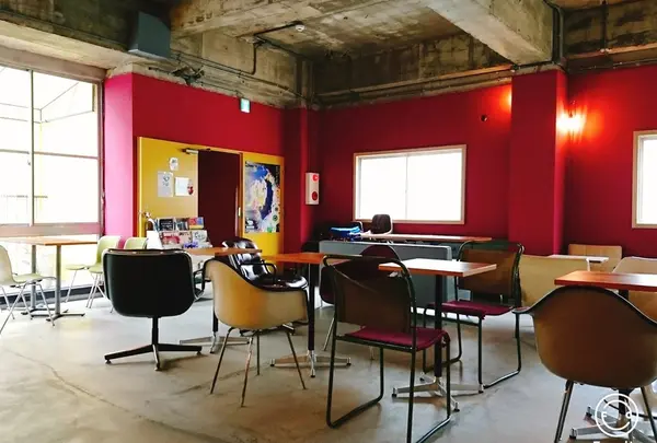 manu coffee roasters クジラ店