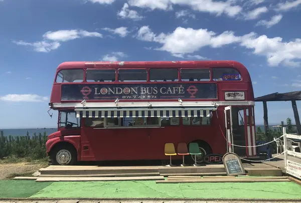 ロンドンバスカフェ