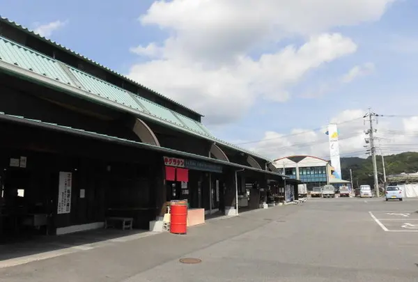 日生町漁協水産直売所 海の駅しおじの写真・動画_image_461587