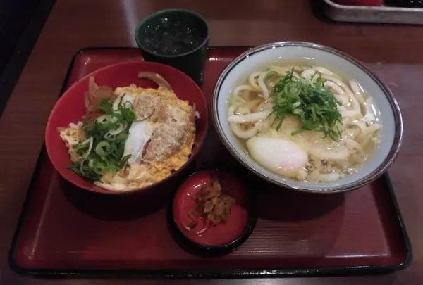 麦まる　神戸駅フードテラス店