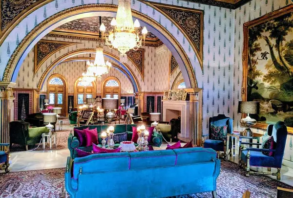 SUJÁN Rajmahal Palace