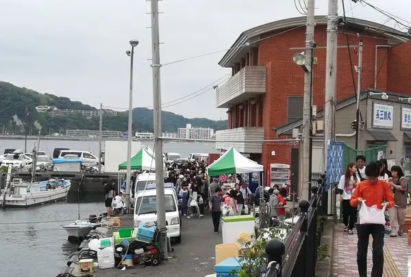 葉山の朝市