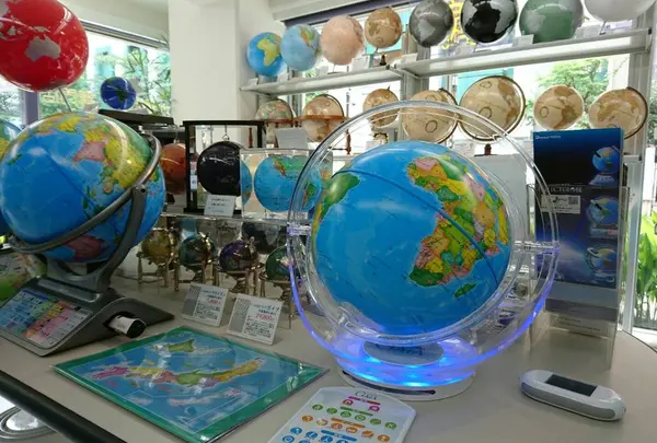地球儀専門店