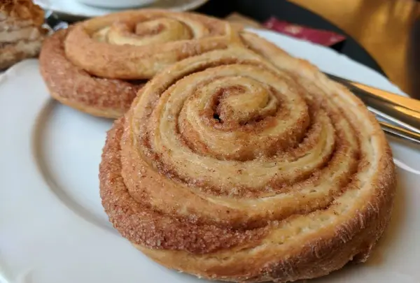 Maiasmokk Cafe