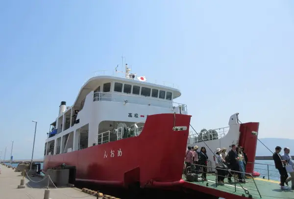 女木港