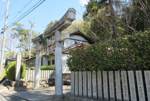 綺原神社