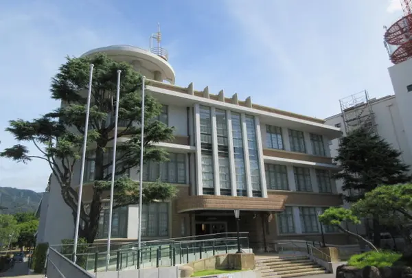 神戸市立 御影公会堂