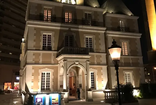 ガストロノミー ジョエル・ロブション(Joel Robuchon)