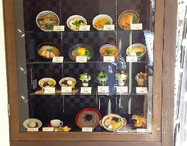 入り口にあるシックな佇まいのサンプル