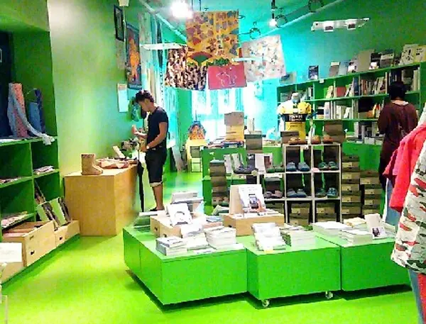 ミュージアムショップへもぜひ！