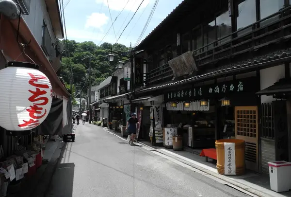長谷寺前の門前町