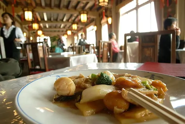 東華菜館 本店