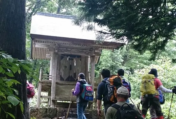 船上神社　奥の院