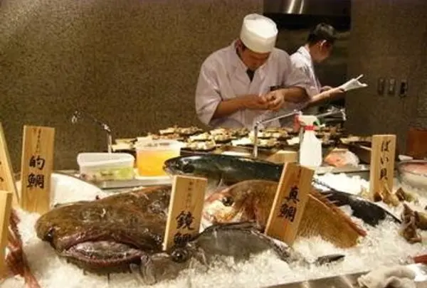 八吉 池袋店