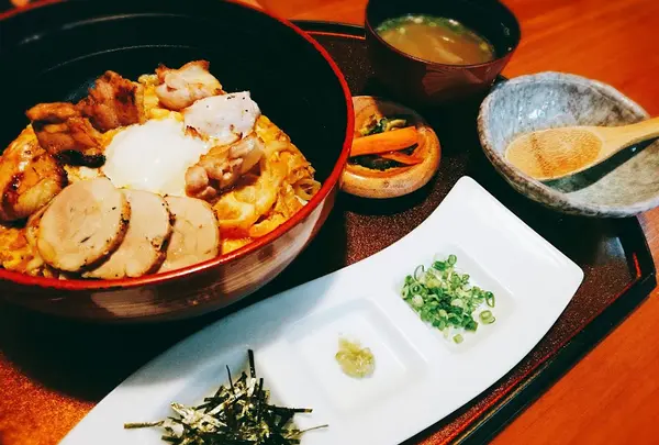 小林 地鶏の里
