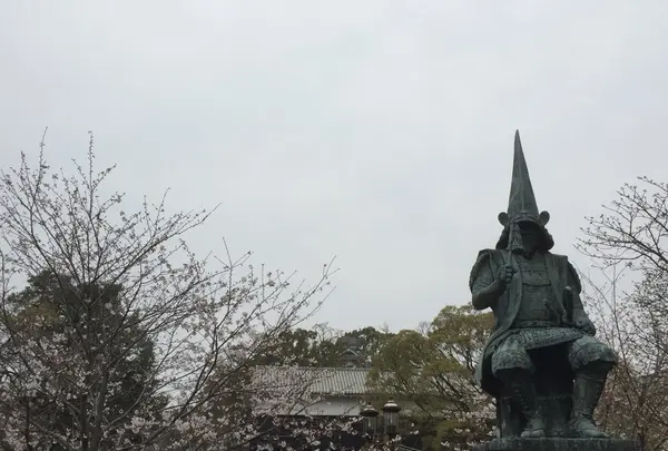桜の馬場城彩苑