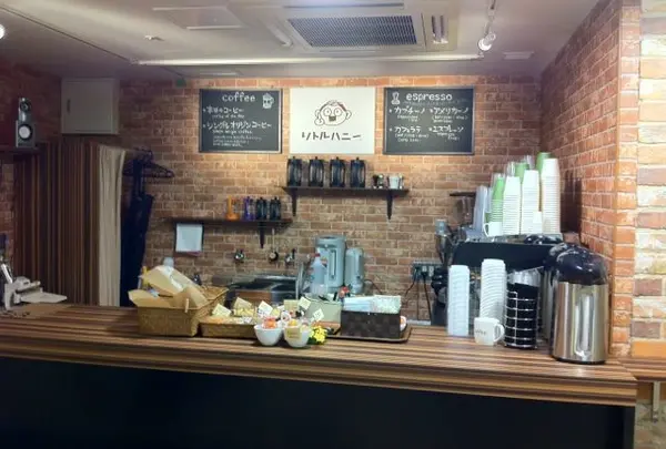 リトルハニー博多駅前店