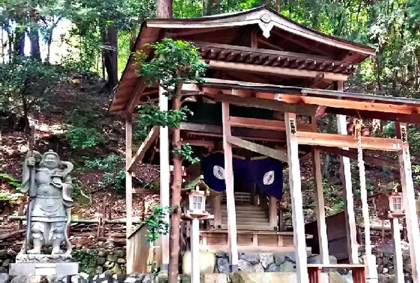 唯一無二！頭と髪の神さま「御髪神社（みかみじんじゃ）」