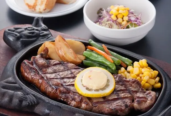 ステーキハウス８８ 国際通り店