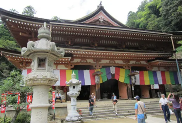 西国三十三所観音霊場三十番札所・「宝厳寺」