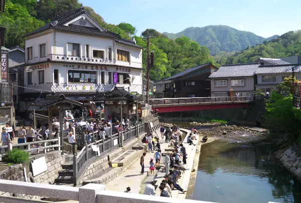 湯村温泉源泉
